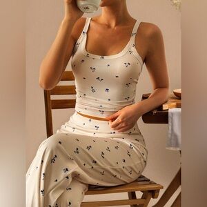 Floral Print Pink Sleepwear Set Floral Ribbed Cami and Wide Leg Pants Set